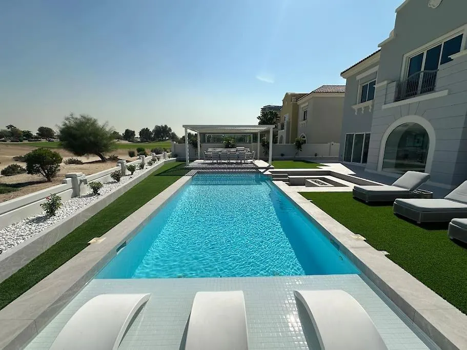 5 Bedroom 5 Star Golf Course Villa Dubai 0*,